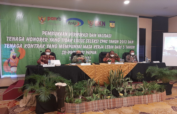 BKN dan BPKP Verifikasi Kembali Data 20 Ribu Tenaga Honorer Se-Papua